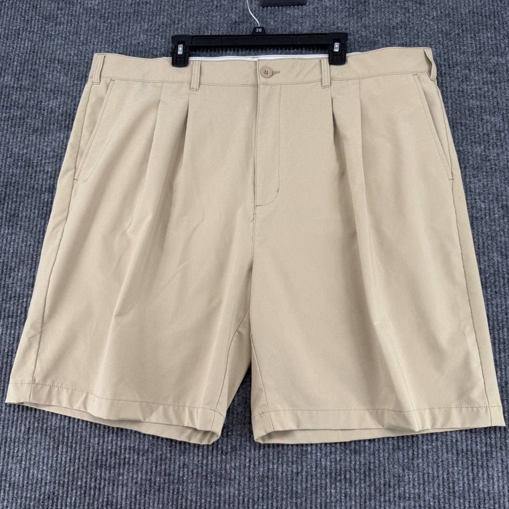 Reebok Golf Shorts Mens 48 Tan Khaki Excellent Pleated Performance DXGC4444
